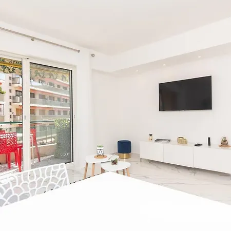 Brand New 2 Bedrooms Next To Croisette ! * Канны